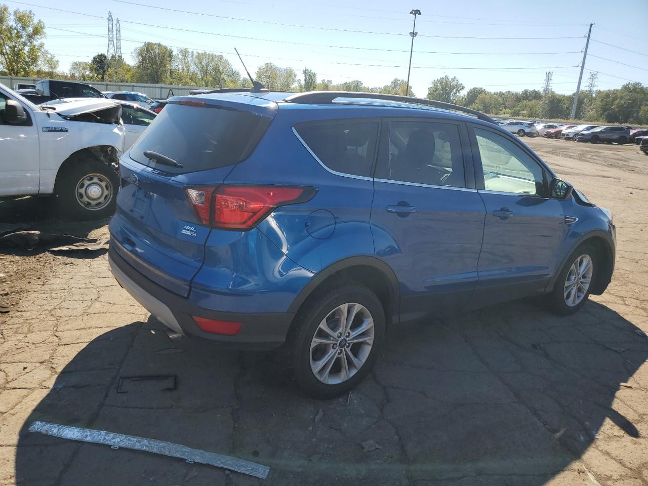 Lot #2955061851 2019 FORD ESCAPE SEL