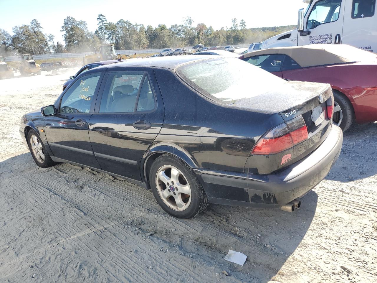 Lot #2912113561 2000 SAAB 9-5 SE