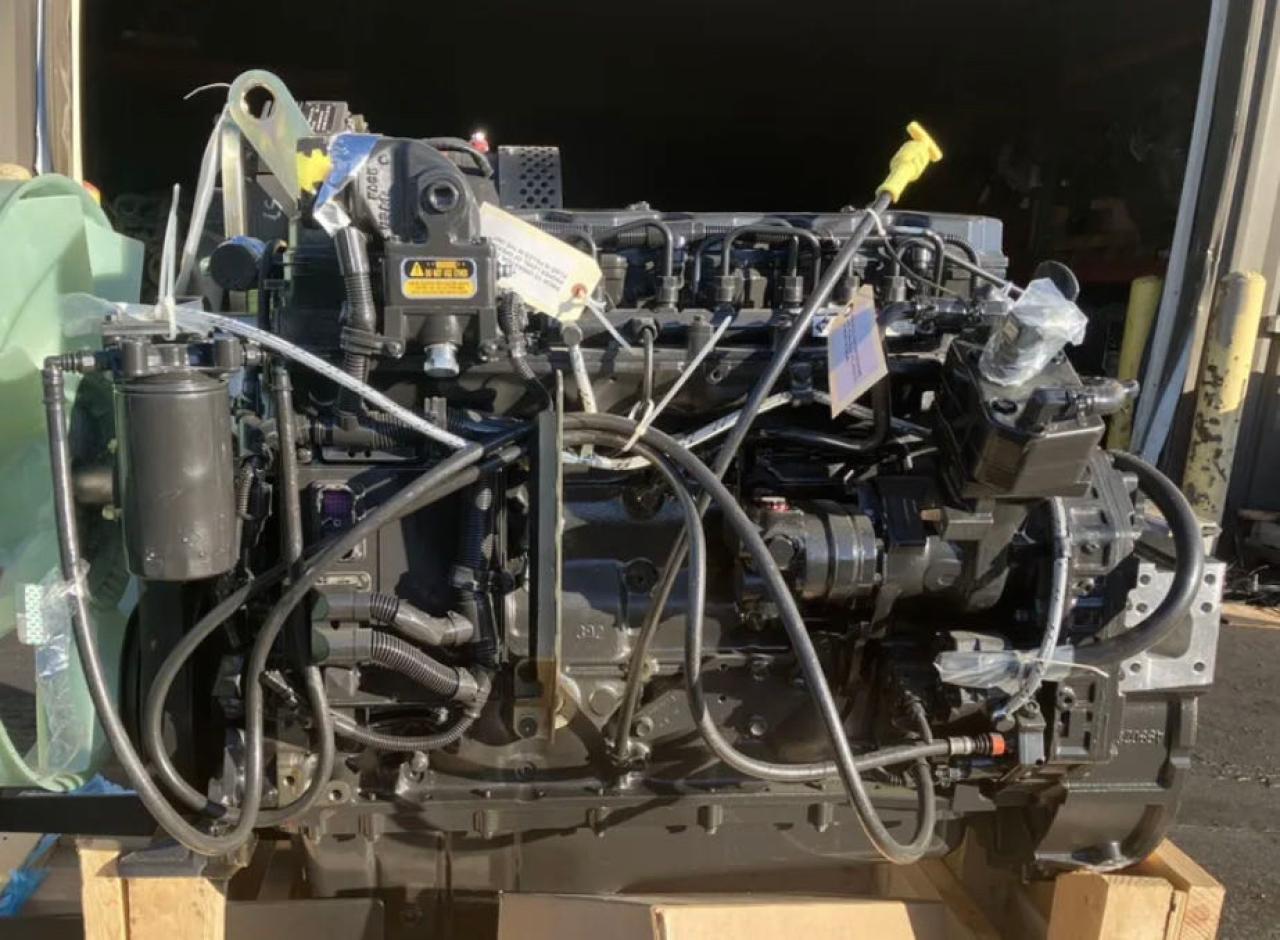 Lot #2935718842 2009 CUMMINS QSB4.5