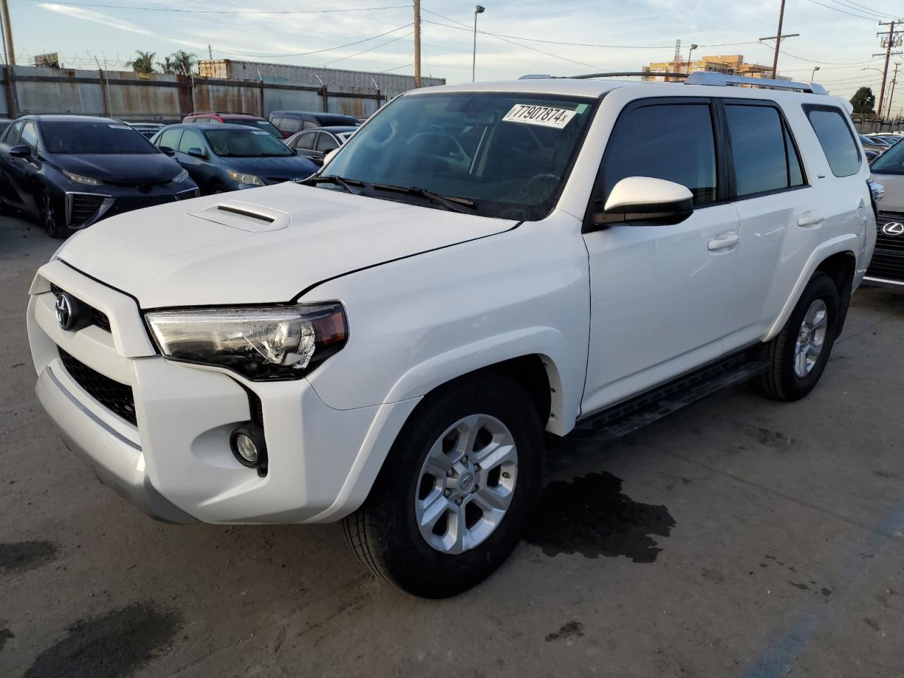 TOYOTA 4RUNNER SR 2017 white  gas JTEZU5JR4H5159006 photo #1