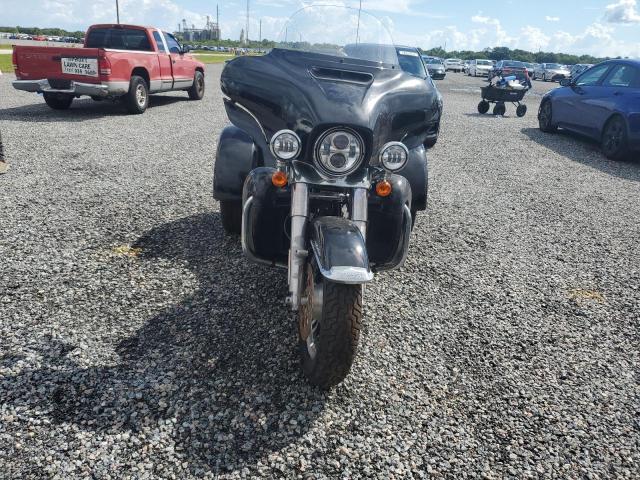 2020 HARLEY-DAVIDSON FLHTCUTG - 1HD1MAF18LB853381