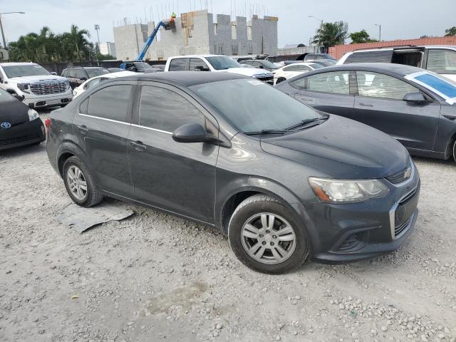 VIN 1G1JD5SH7H4104698 2017 Chevrolet Sonic, LT no.4