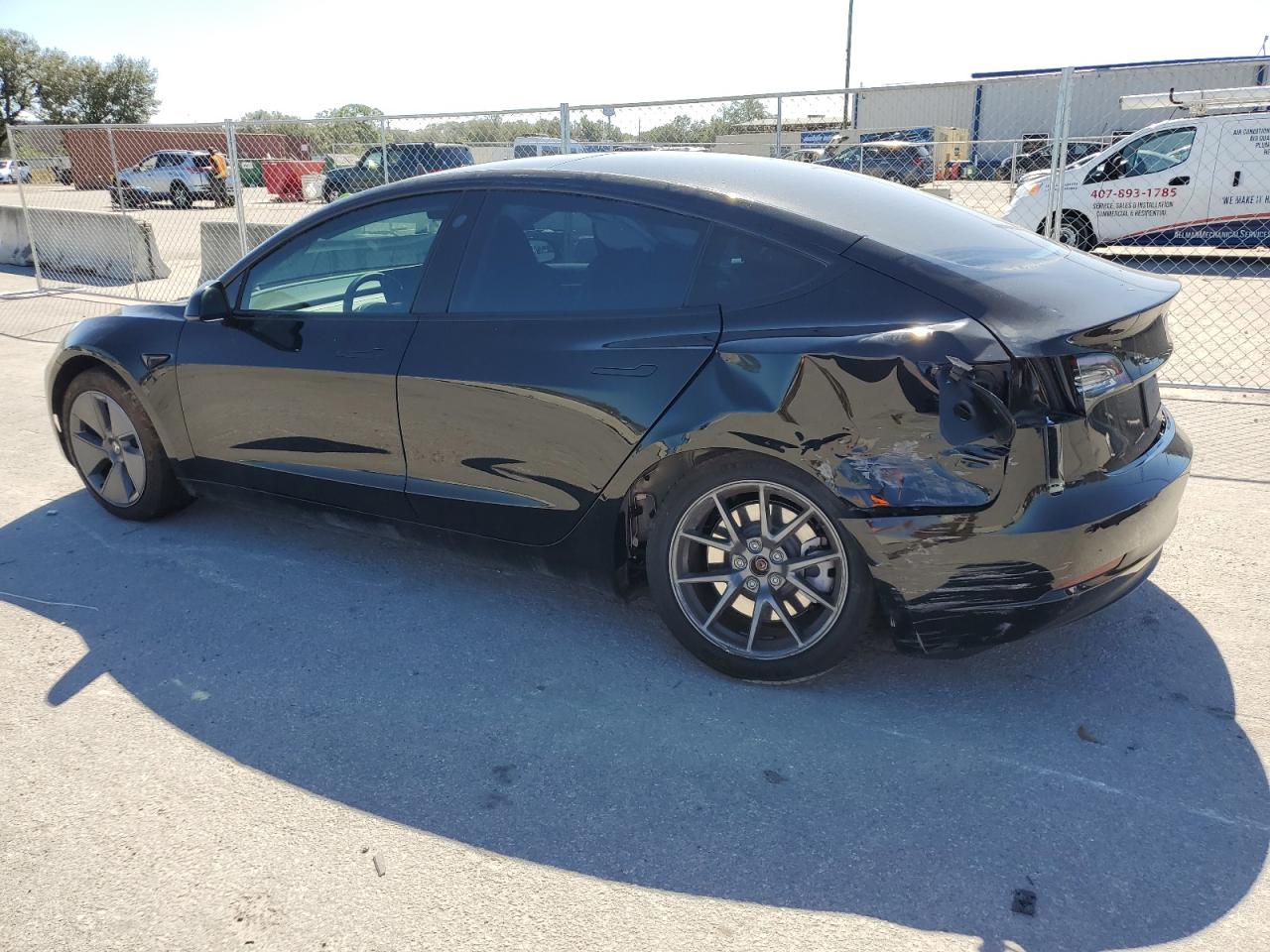 Lot #2976966607 2023 TESLA MODEL 3