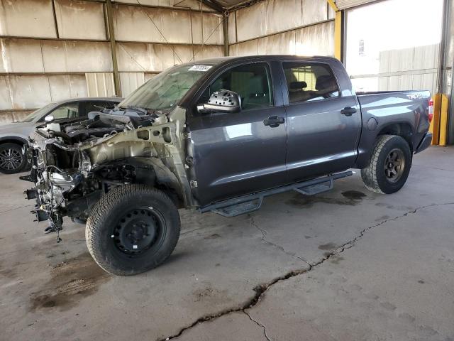 VIN 5TFDW5F12HX647354 2017 Toyota Tundra, Crewmax Sr5 no.1