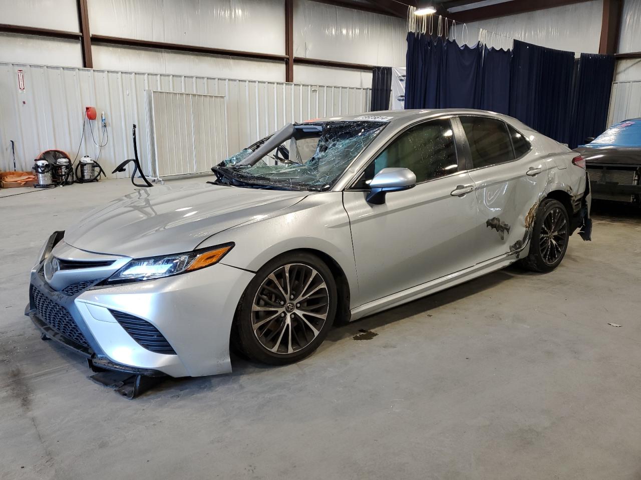 Toyota Camry 2018 AXVA70L