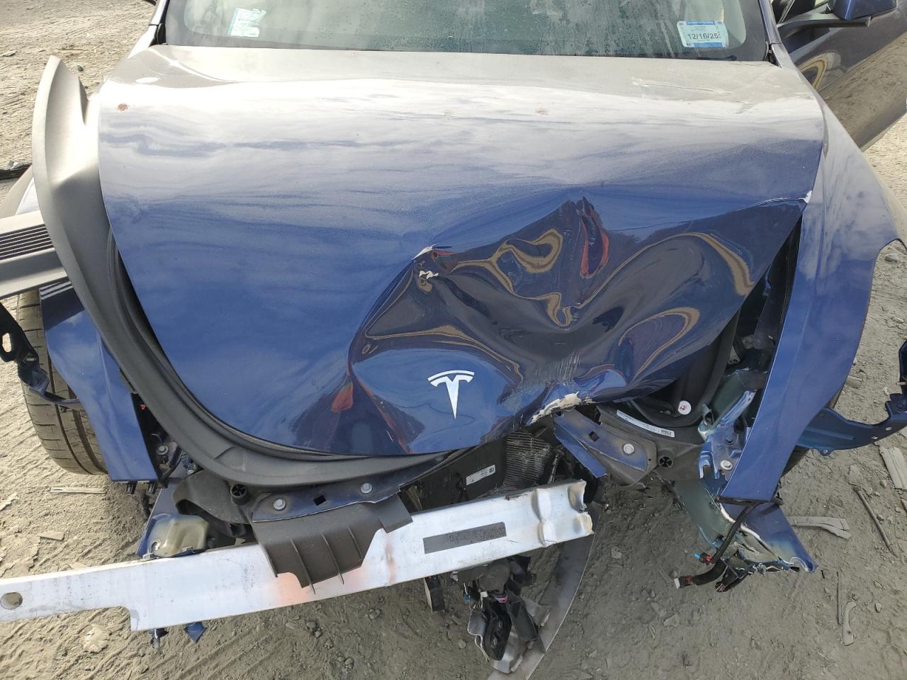 Lot #2974716113 2022 TESLA MODEL 3