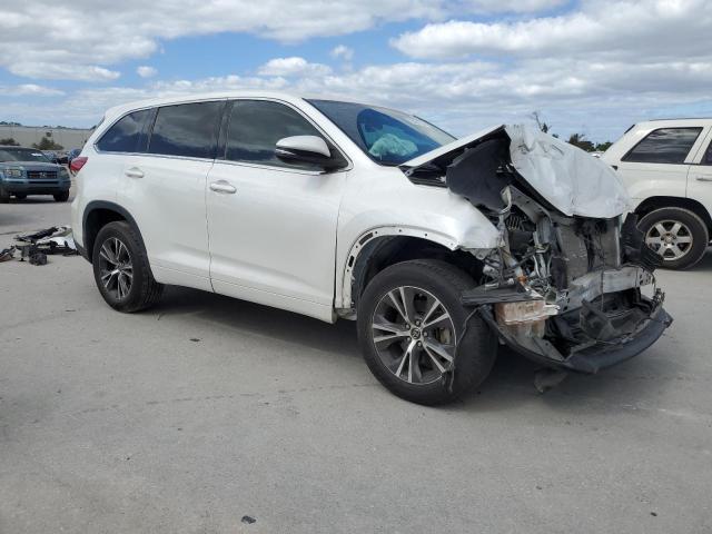 VIN 5TDZZRFH7JS276236 2018 Toyota Highlander, LE no.4