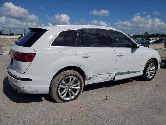 VIN WA1LAAF76KD005858 2019 Audi Q7, Premium Plus no.3