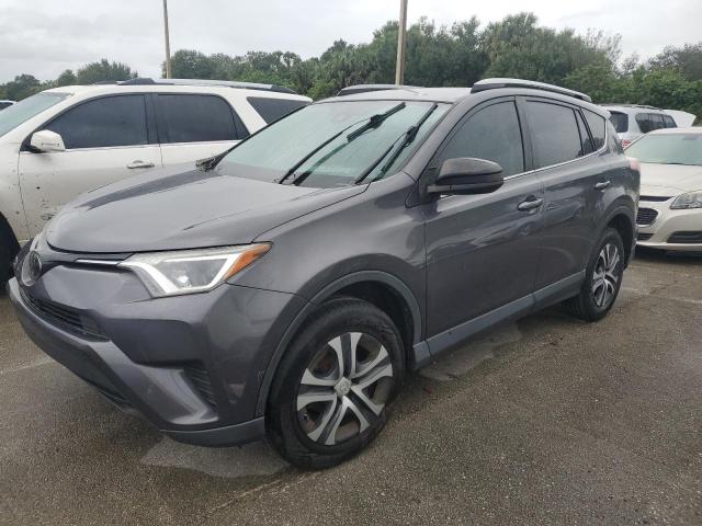 VIN JTMZFREV4JJ157282 2018 Toyota RAV4, LE no.1