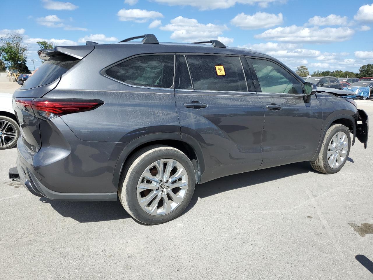 Lot #2921315860 2023 TOYOTA HIGHLANDER