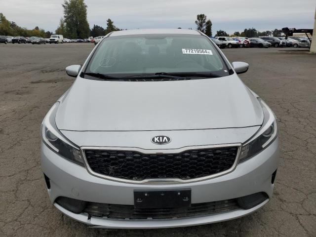 VIN 3KPFK4A70JE220335 2018 KIA Forte, LX no.5