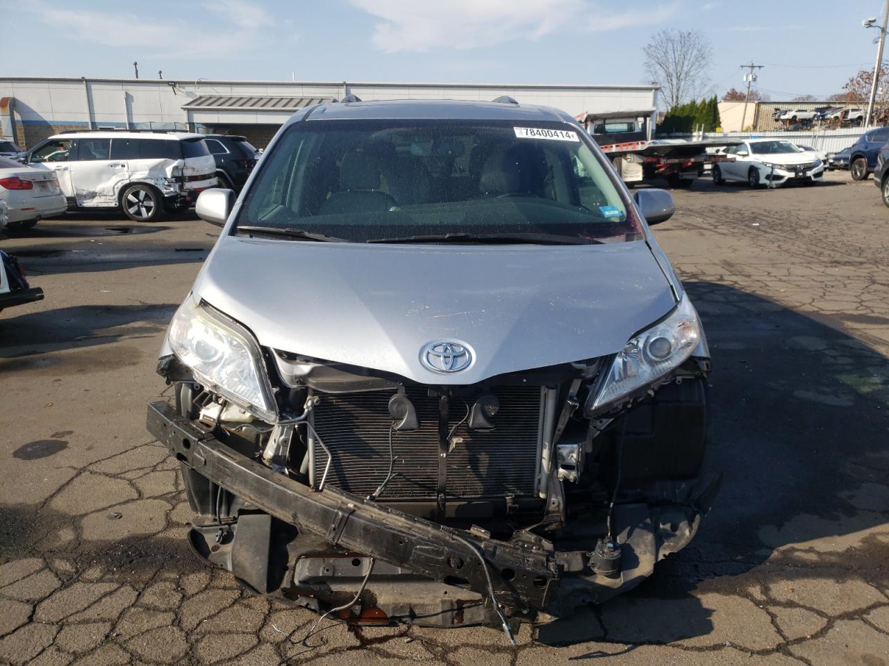 Lot #3027005793 2016 TOYOTA SIENNA XLE