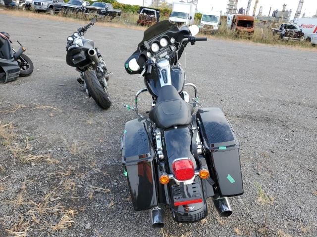 2011 HARLEY-DAVIDSON FLHX - 5HD1KB4A7BB616614