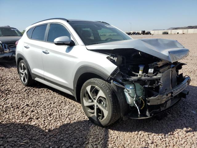 VIN KM8J33A29HU583701 2017 Hyundai Tucson, Limited no.4