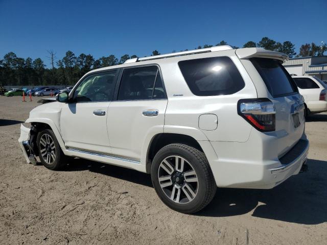 2018 TOYOTA 4RUNNER SR - JTEZU5JR7J5174010