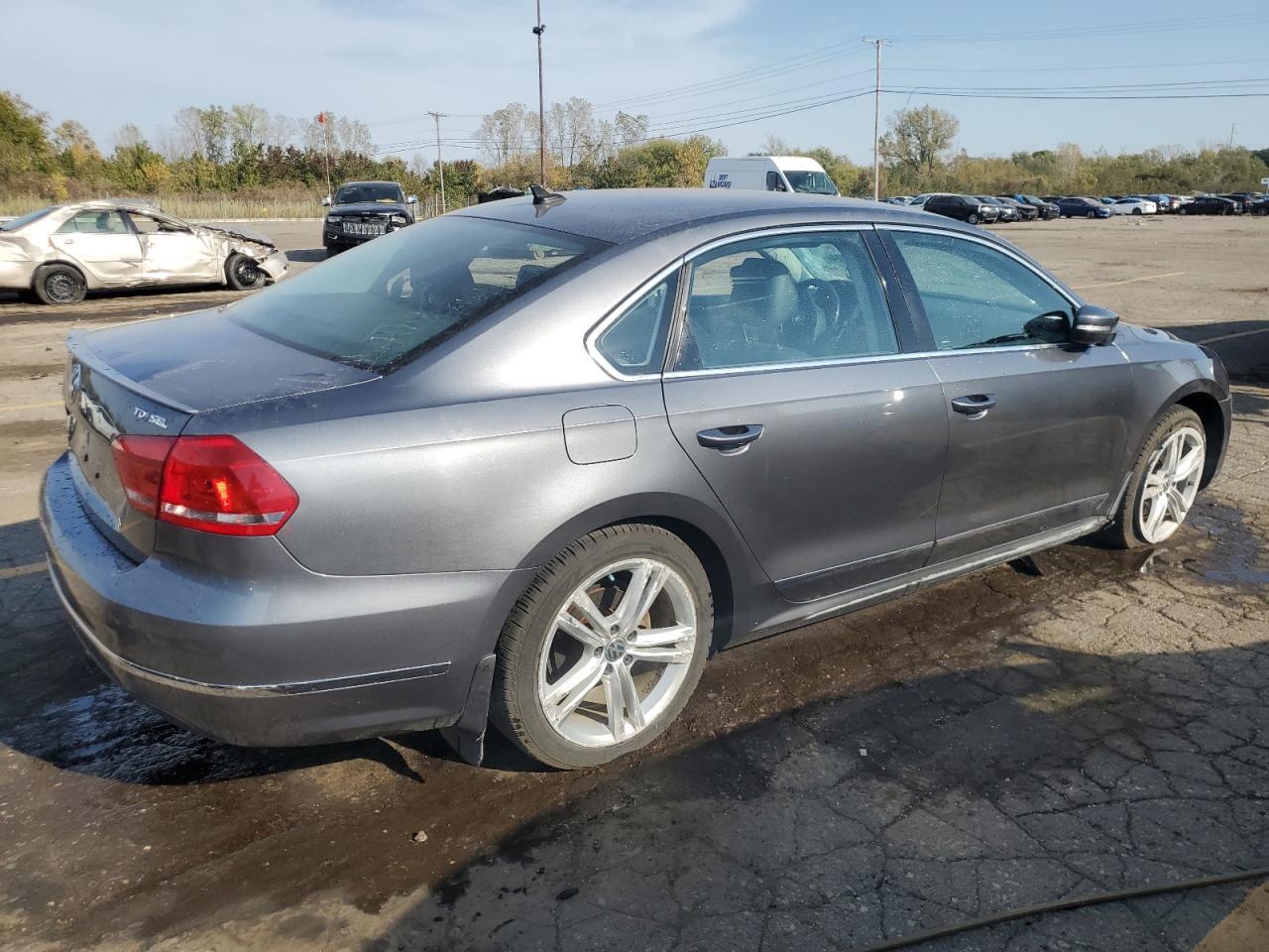 Lot #2928626725 2015 VOLKSWAGEN PASSAT SEL