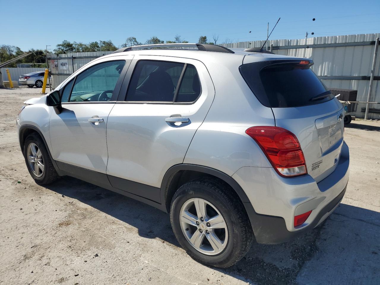 Lot #2960176102 2021 CHEVROLET TRAX 1LT