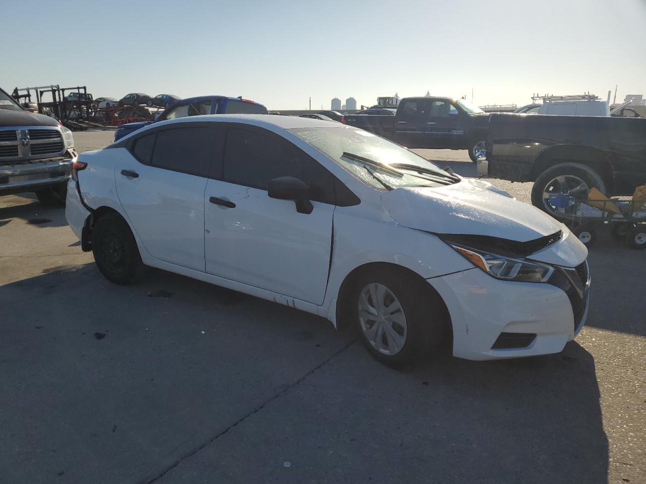 Lot #2986757216 2020 NISSAN VERSA S