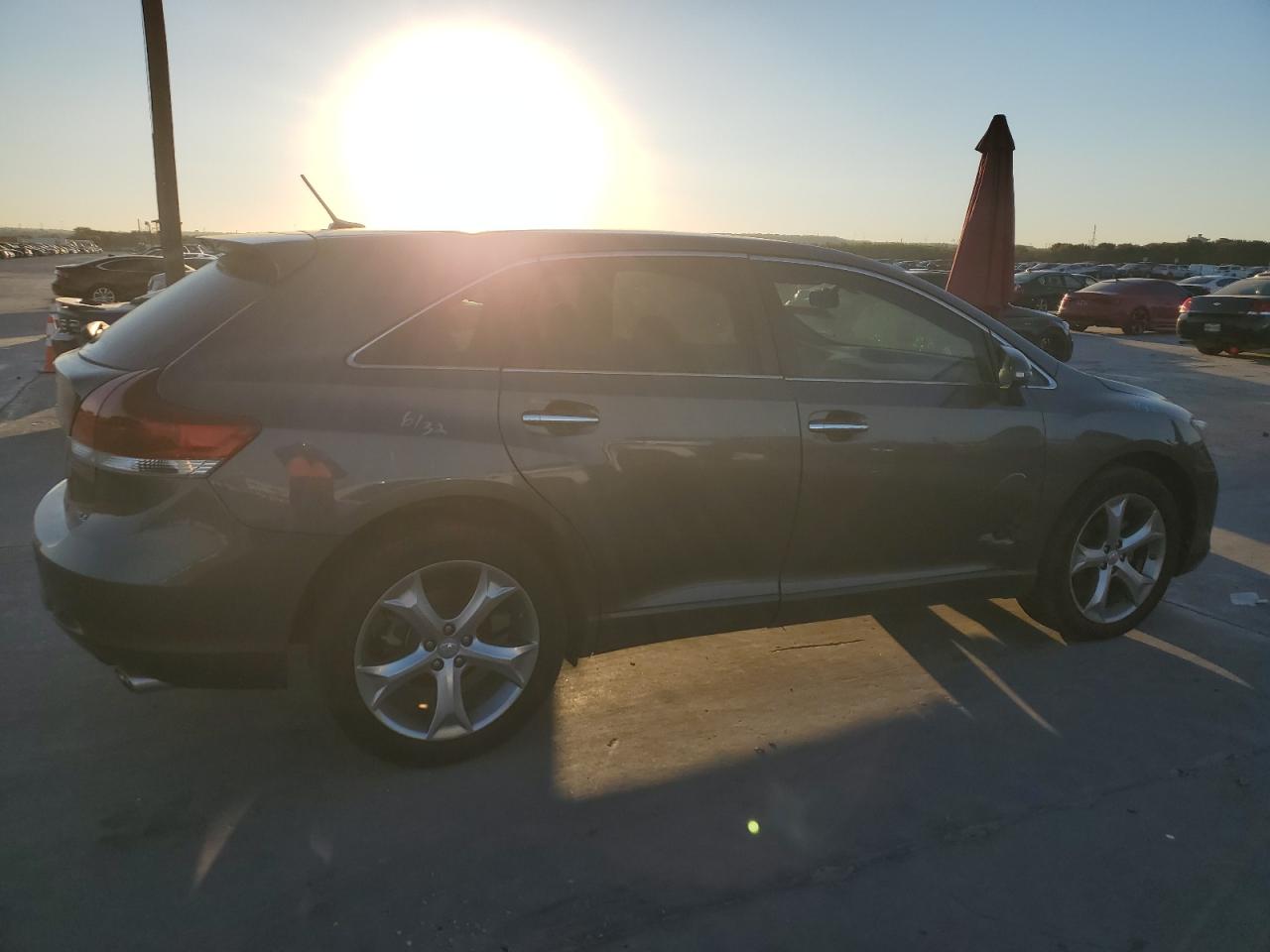 Lot #2976921598 2014 TOYOTA VENZA LE