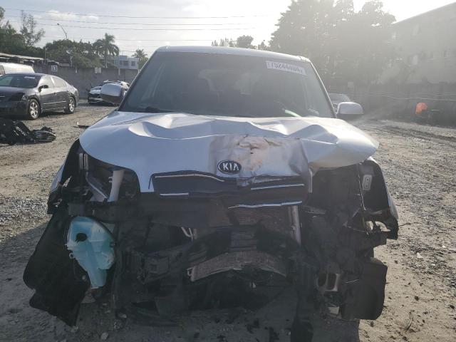 VIN KNDJN2A24J7509714 2018 KIA Soul no.5