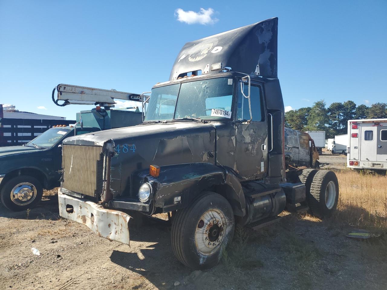 Lot #2990801329 1992 WHITE/GMC CONVENTION