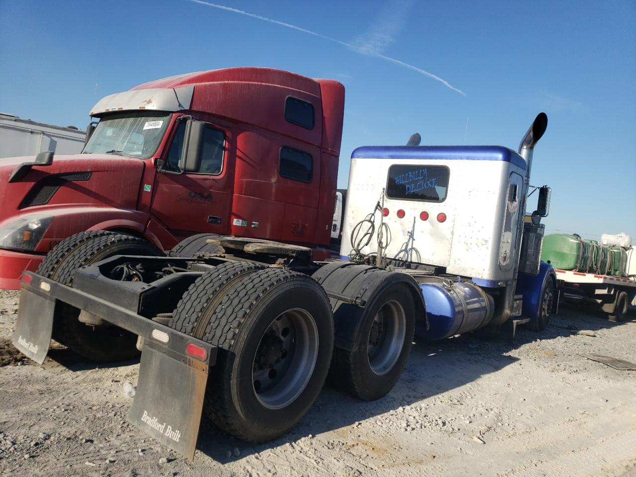 Lot #3021046246 1987 PETERBILT 359