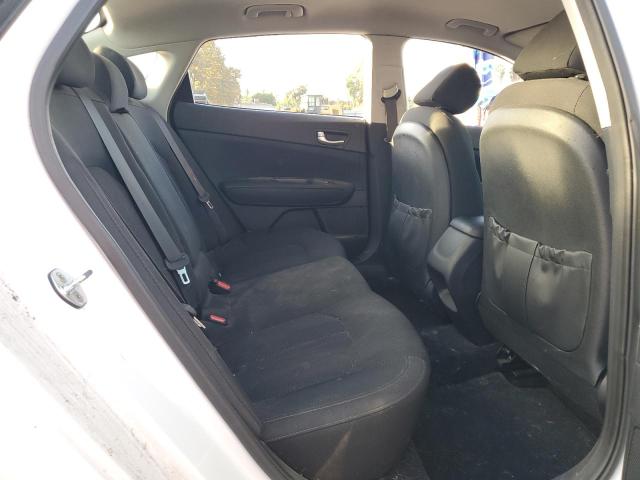 2016 KIA OPTIMA LX - 5XXGT4L38GG052679