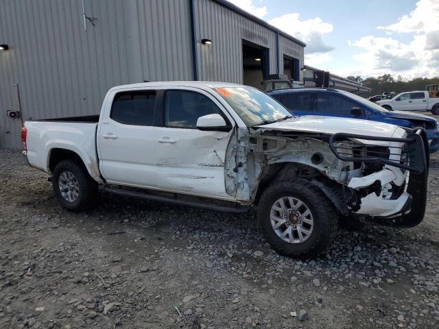 VIN 5TFAX5GN3GX070687 2016 Toyota Tacoma, Double Cab no.4