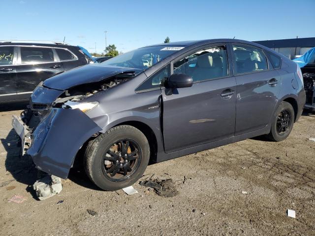 VIN JTDKN3DU6E1745135 2014 Toyota Prius no.1