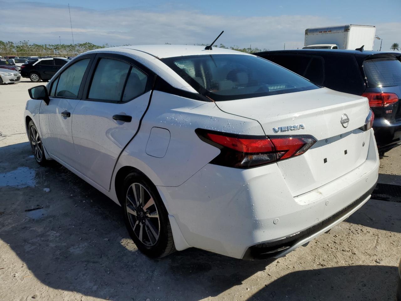 Lot #2976941945 2024 NISSAN VERSA S