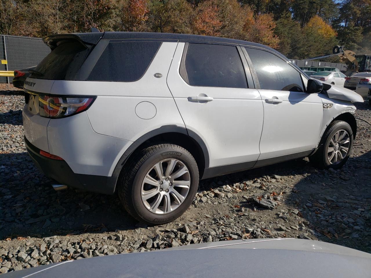 Lot #3022951327 2016 LAND ROVER DISCOVERY