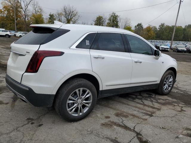 VIN 1GYKNCRS7NZ131147 2022 Cadillac XT5, Premium Lu... no.3