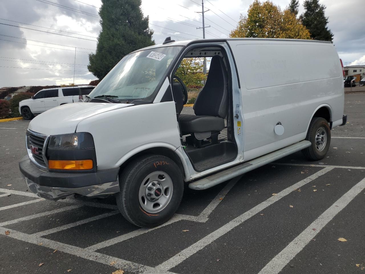 GMC Savana 2022 2500 Cargo