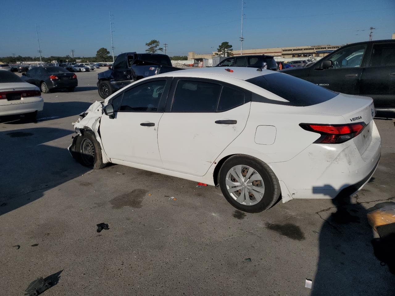 Lot #2986757216 2020 NISSAN VERSA S