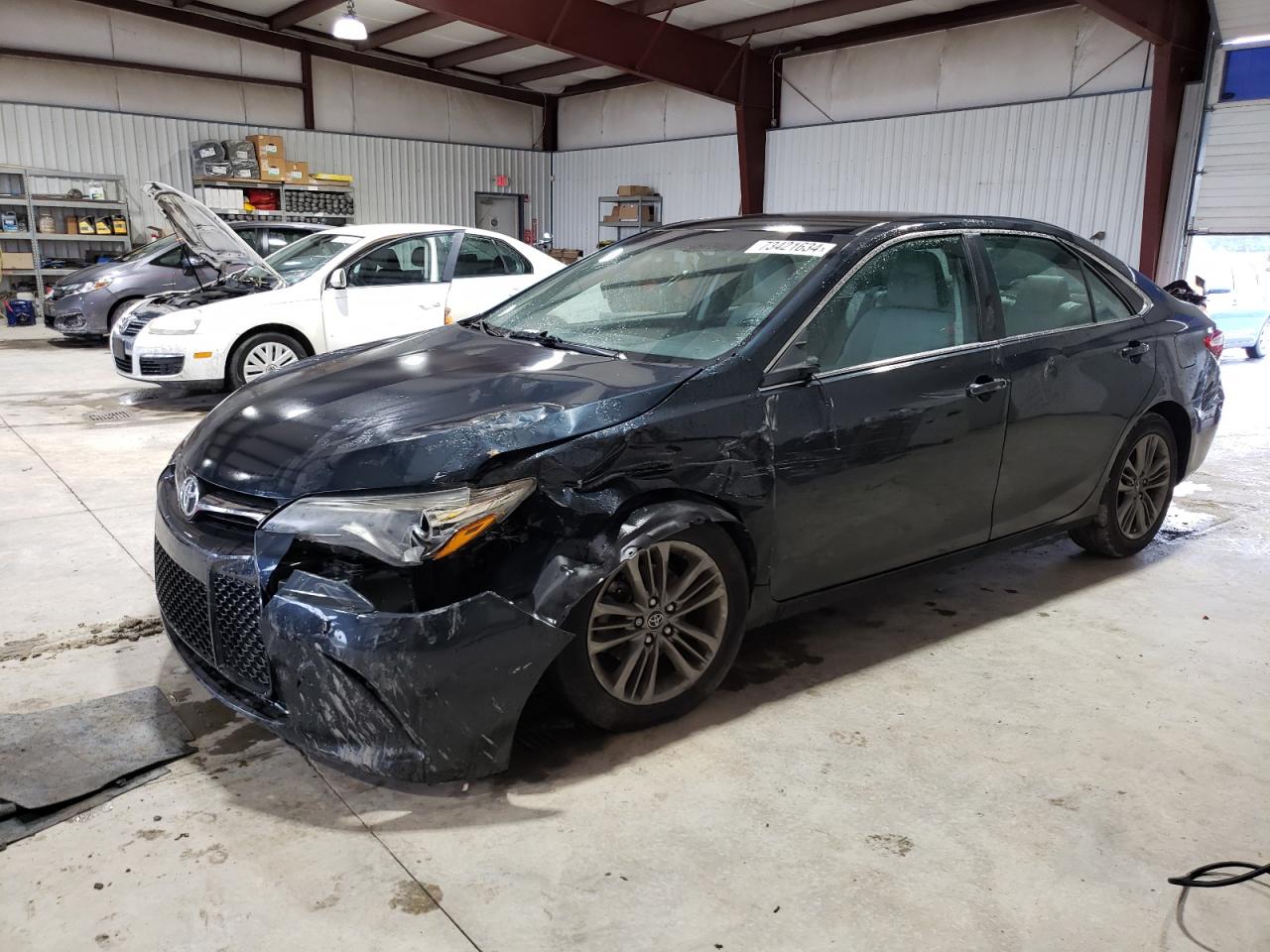 TOYOTA CAMRY LE
