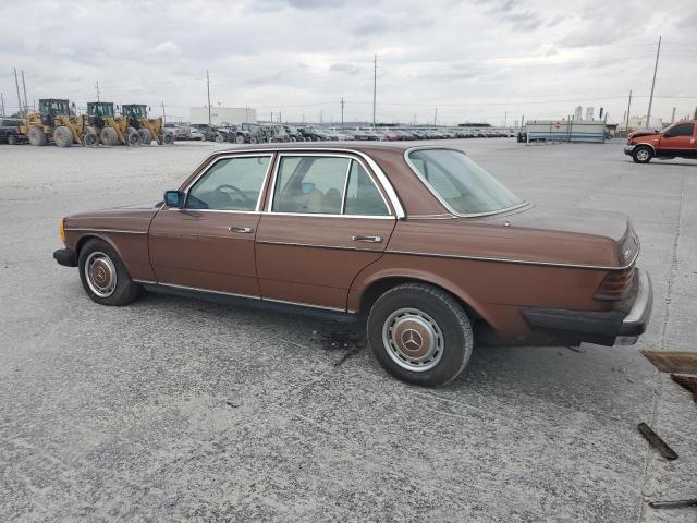 MERCEDES-BENZ 240 D 1978 brown   12312312068280 photo #3