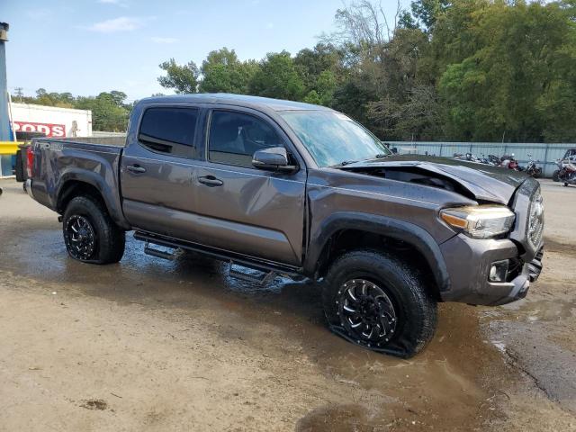 VIN 5TFCZ5AN9HX074269 2017 Toyota Tacoma, Double Cab no.4