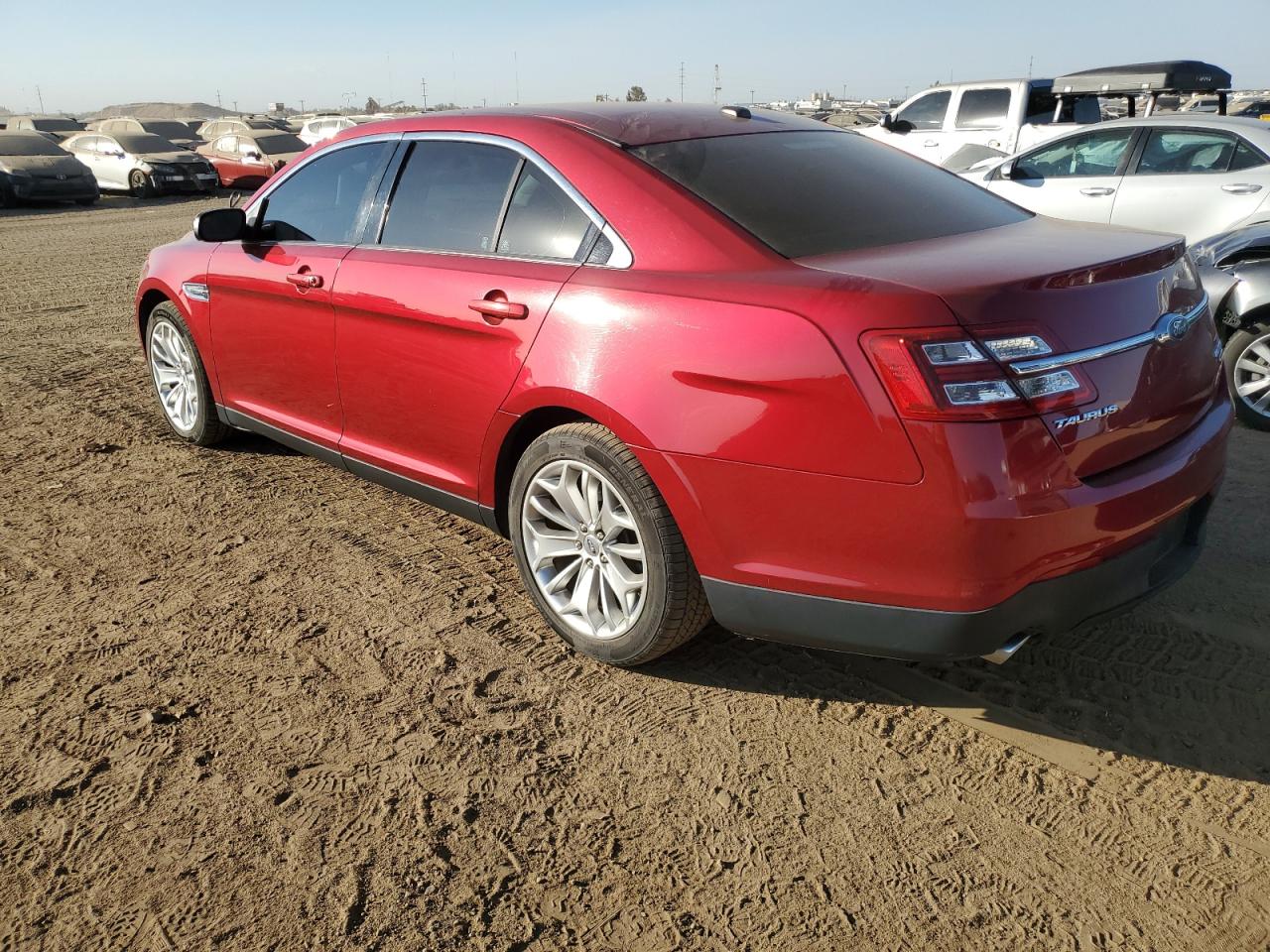 Lot #2989398595 2017 FORD TAURUS LIM