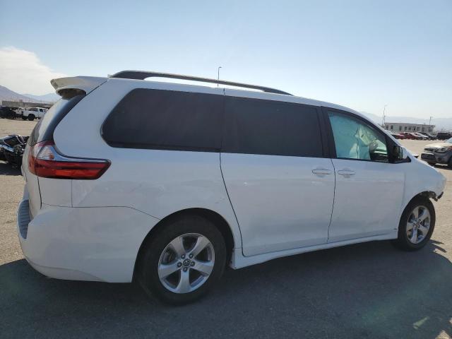 2018 TOYOTA SIENNA LE - 5TDKZ3DC4JS904579