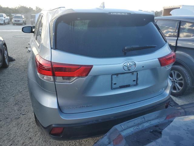 VIN 5TDKZRFH7JS550147 2018 Toyota Highlander, SE no.6