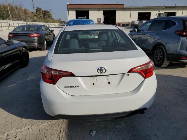 2018 TOYOTA COROLLA L - 5YFBURHE7JP845601