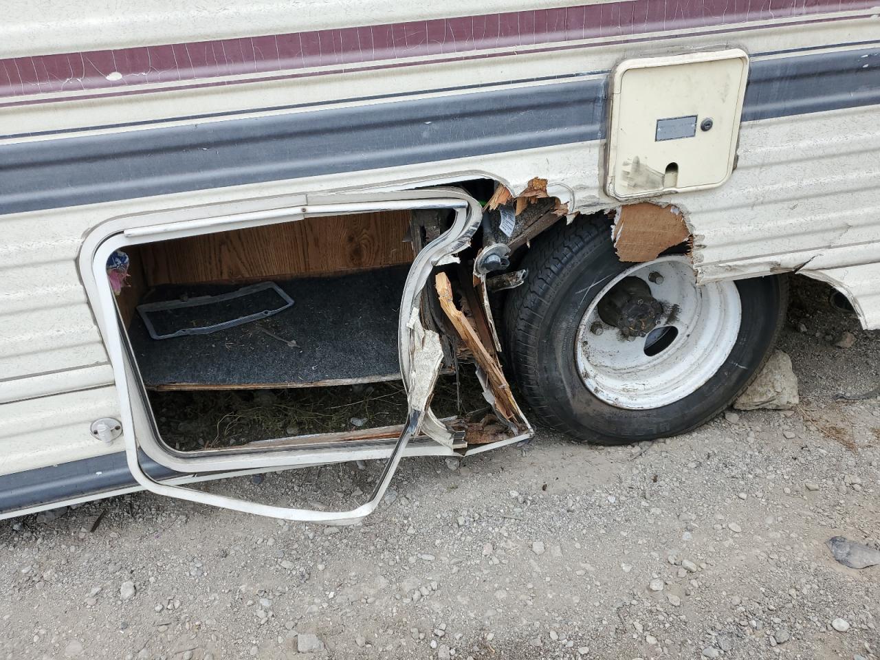 Lot #2979381657 1987 TOYOTA PICKUP CAB