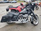 2010 HARLEY-DAVIDSON FLHX - 1HD1KB411AB671498
