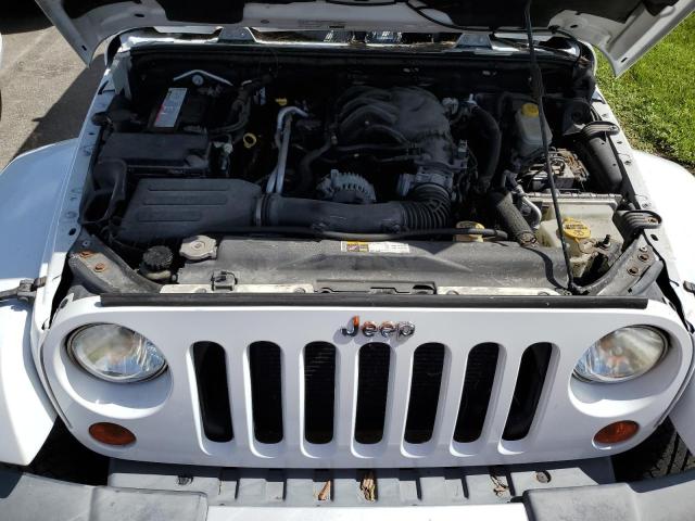 VIN 1C4BJWEG3DL500947 2013 Jeep Wrangler, Sahara no.11