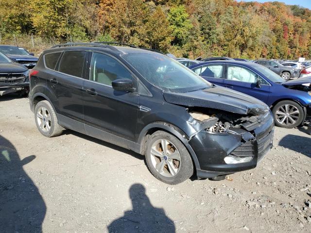 VIN 1FMCU9G94FUC72798 2015 Ford Escape, SE no.4