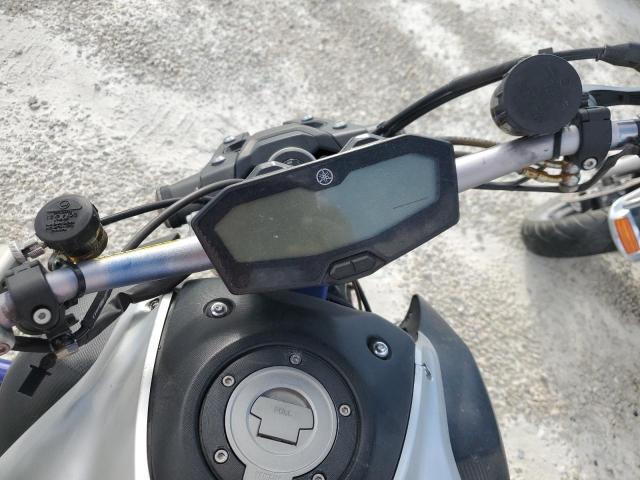 2016 YAMAHA FZ07 JYARM06E1GA008400
