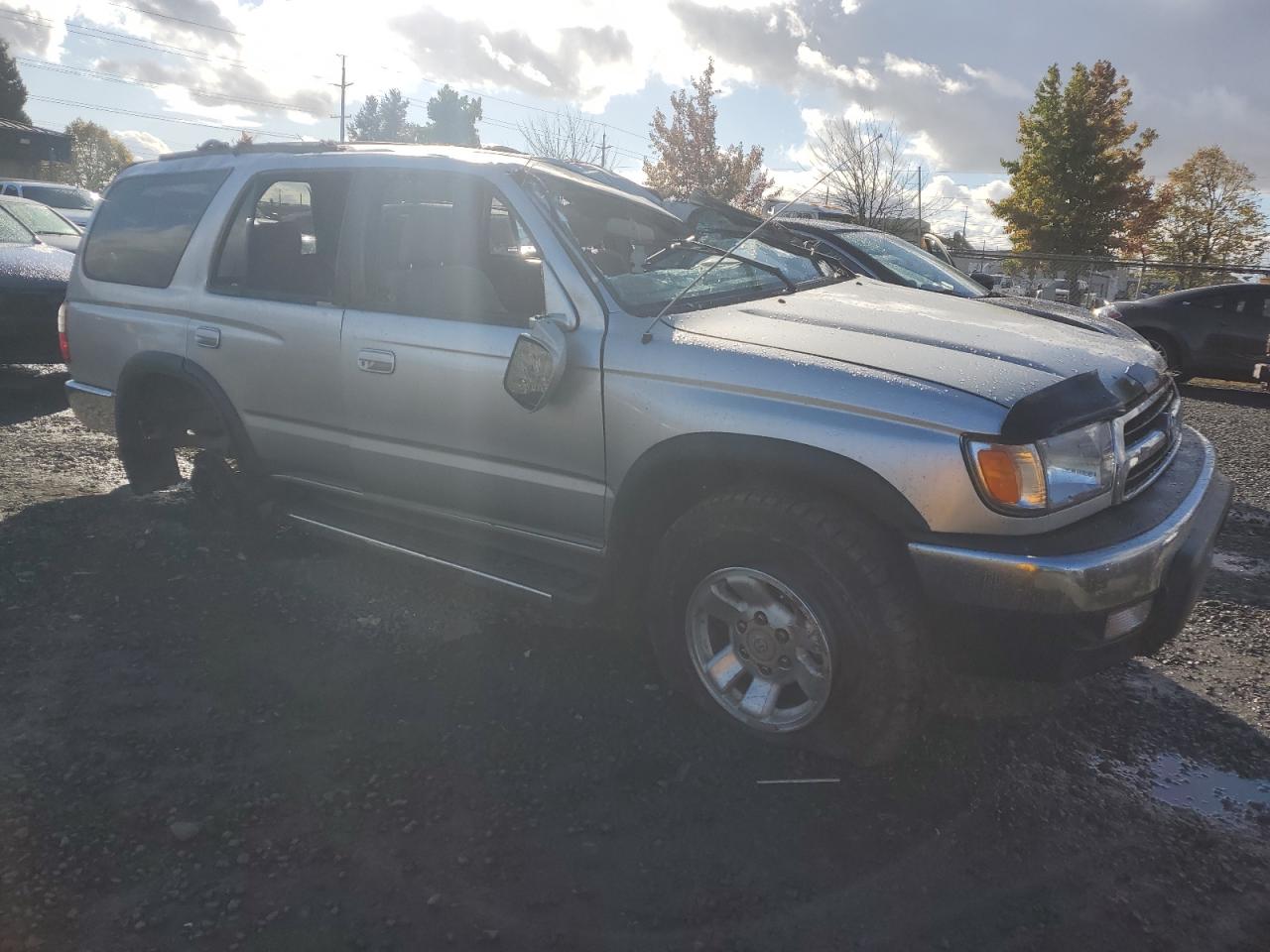 Lot #2912272978 2000 TOYOTA 4RUNNER SR