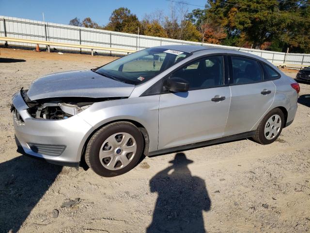 VIN 1FADP3E2XFL362441 2015 Ford Focus, S no.1