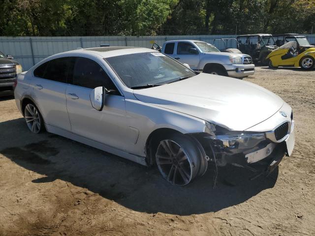 VIN WBA4F7C57HG786153 2017 BMW 4 SERIES no.4