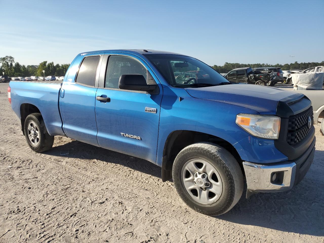 Lot #2957632077 2017 TOYOTA TUNDRA DOU